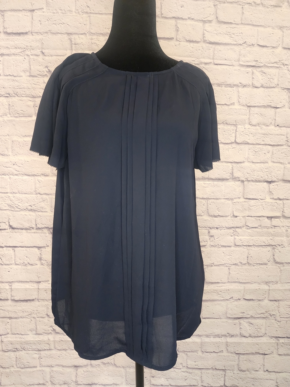 Banana Republic Navy Pintuck Short Sleeve Blouse, Medium